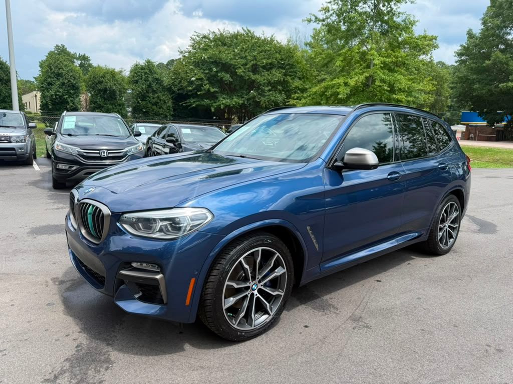 2018 BMW X3 SPORT M40i.