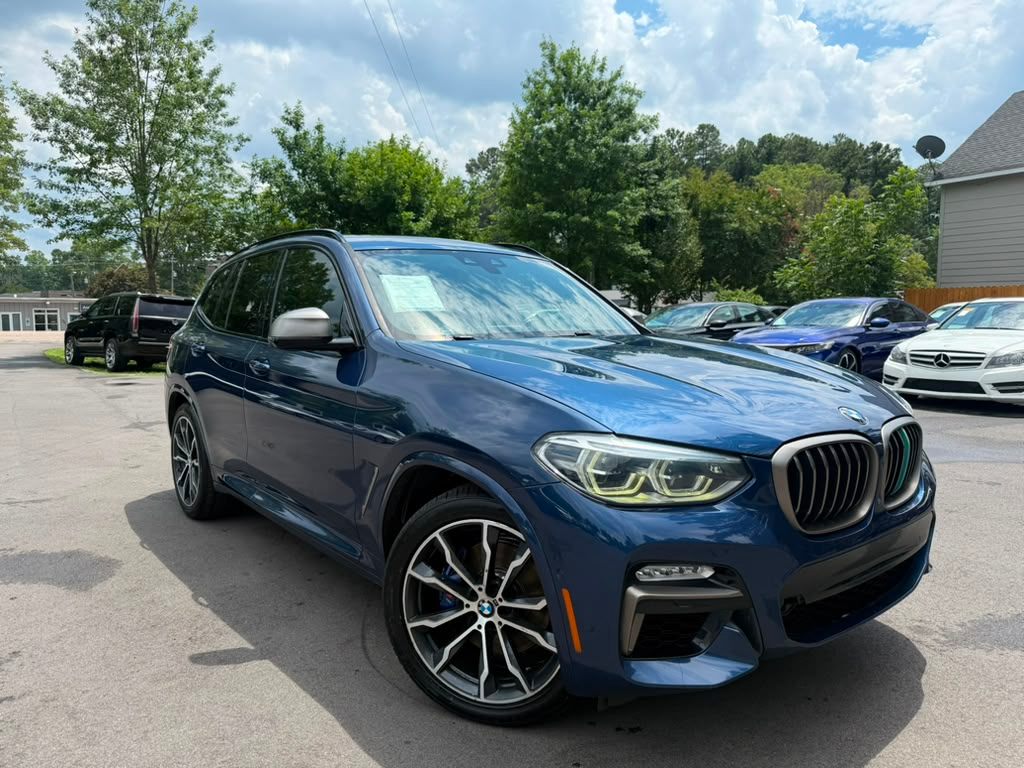 2018 BMW X3 SPORT M40i.