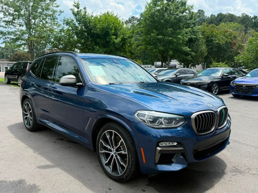 2018 BMW X3 SPORT M40i.