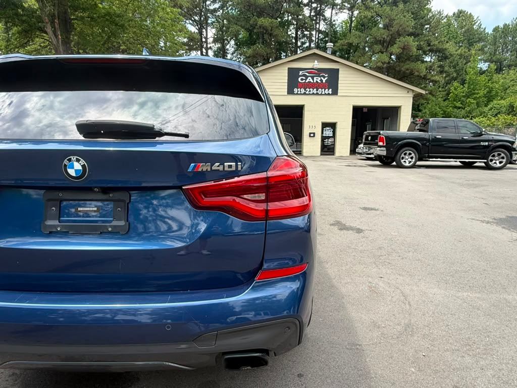 2018 BMW X3 SPORT M40i.