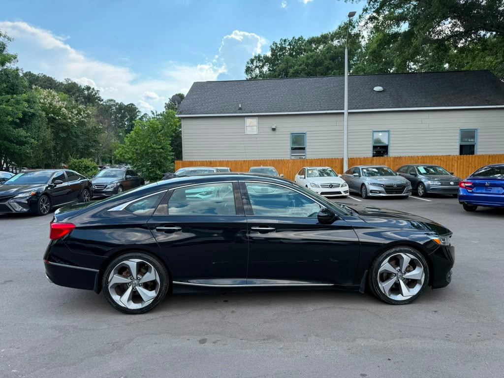 2018 HONDA ACCORD TOURING BLACK
