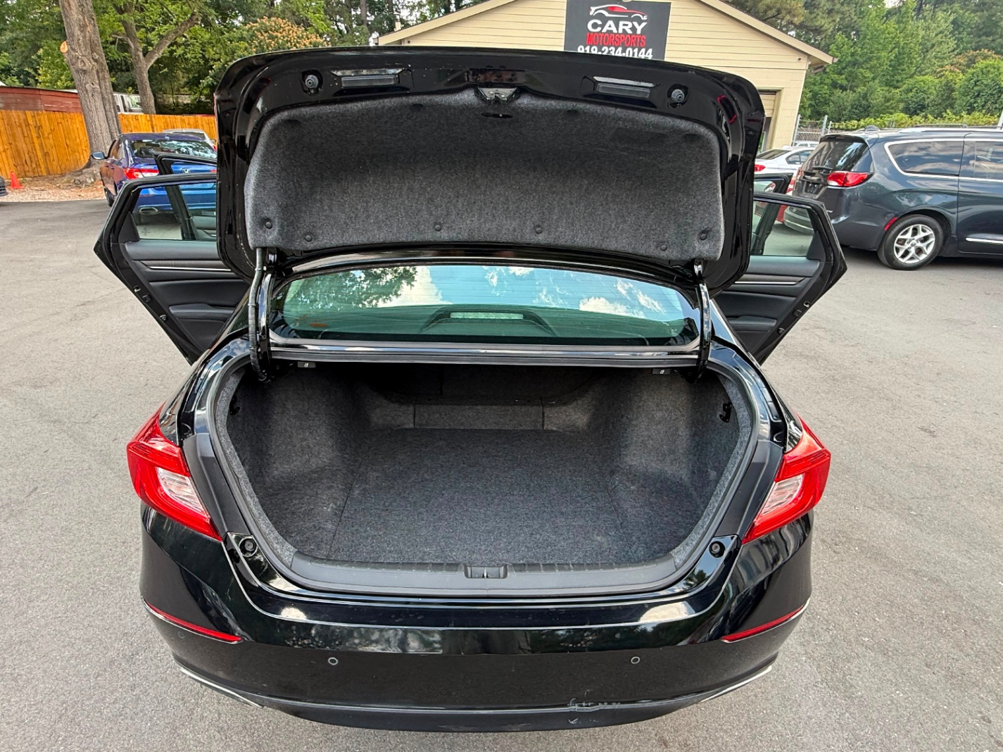 2018 HONDA ACCORD TOURING BLACK