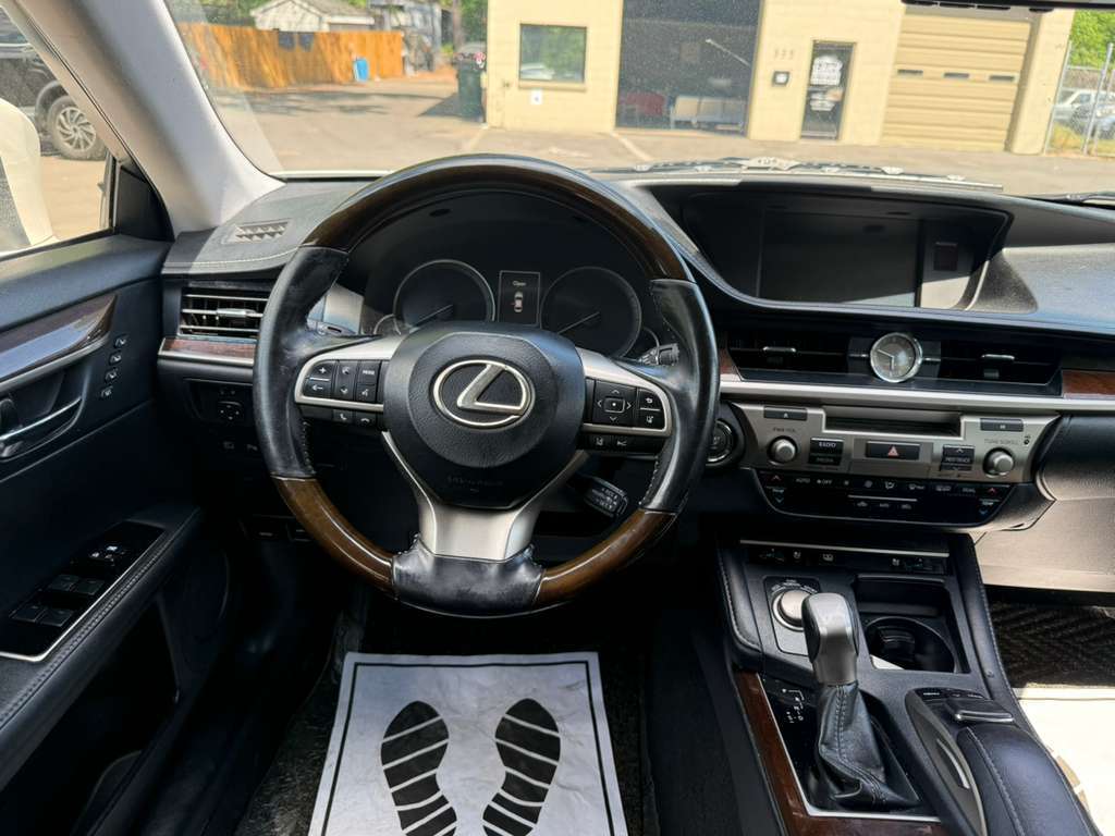2016 LEXUS ES 350