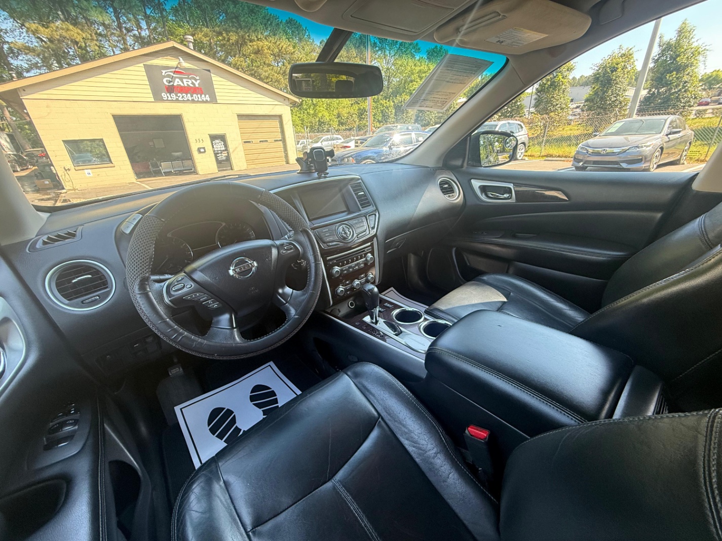 2013 NISSAN PATHFINDER SL FWD