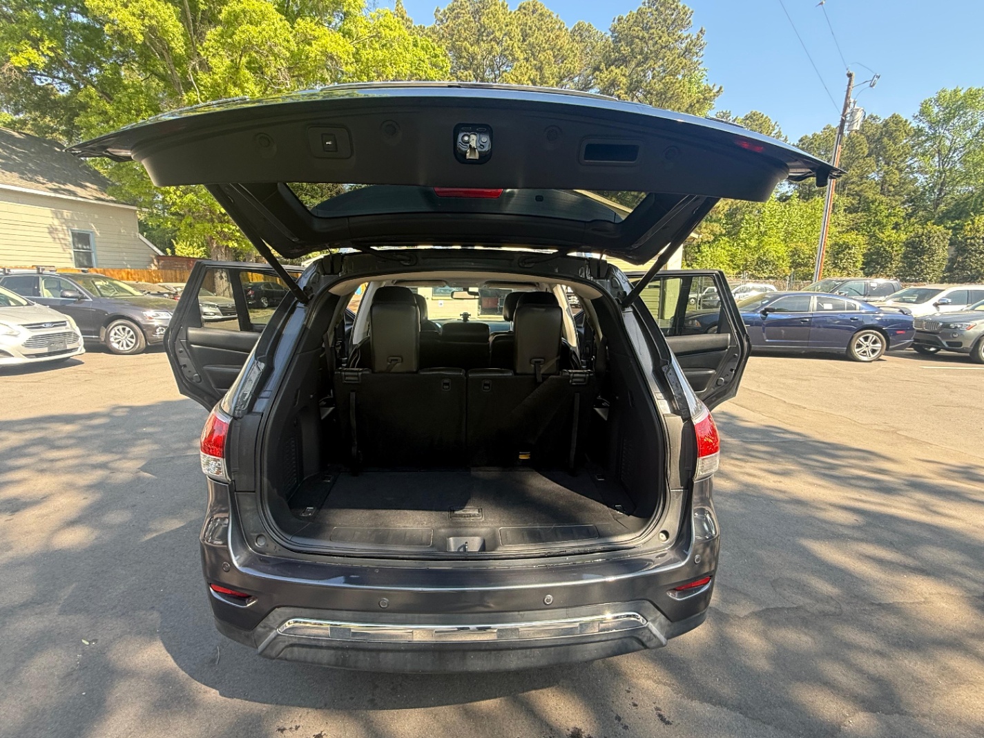2013 NISSAN PATHFINDER SL FWD