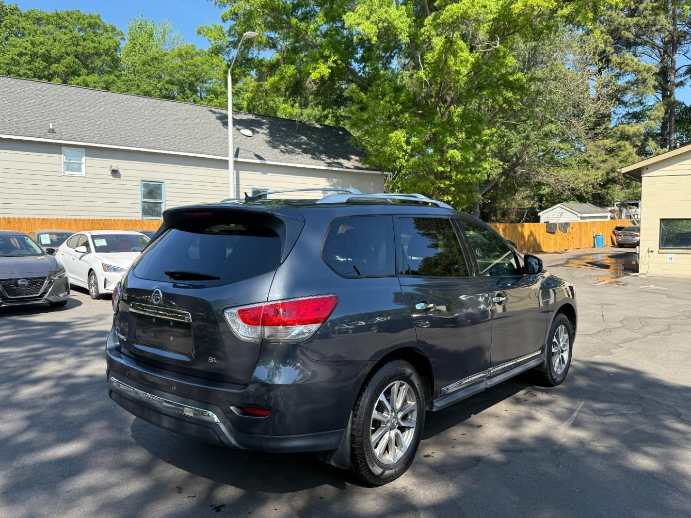 2013 NISSAN PATHFINDER SL FWD